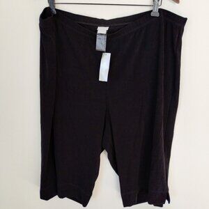 Chico's Travelers Classic Bermuda Lake Shorts Black Size 4